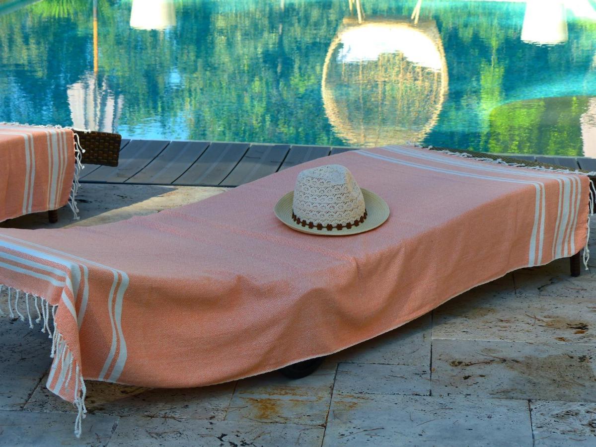 Bed and Breakfast O Tilia D'Azur Roquefort-les-Pins Esterno foto