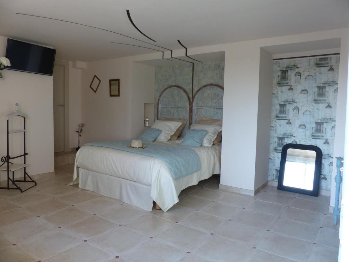 Bed and Breakfast O Tilia D'Azur Roquefort-les-Pins Esterno foto