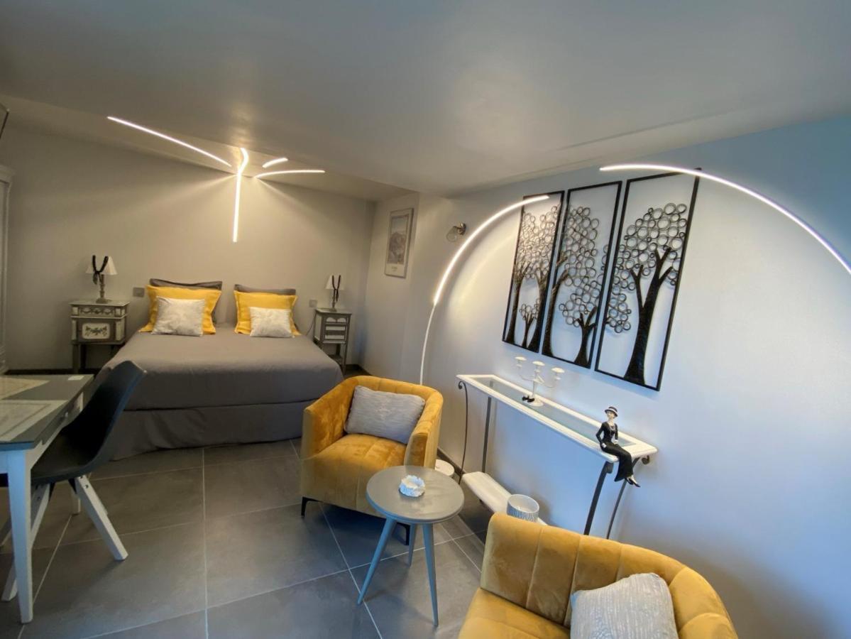 Bed and Breakfast O Tilia D'Azur Roquefort-les-Pins Esterno foto